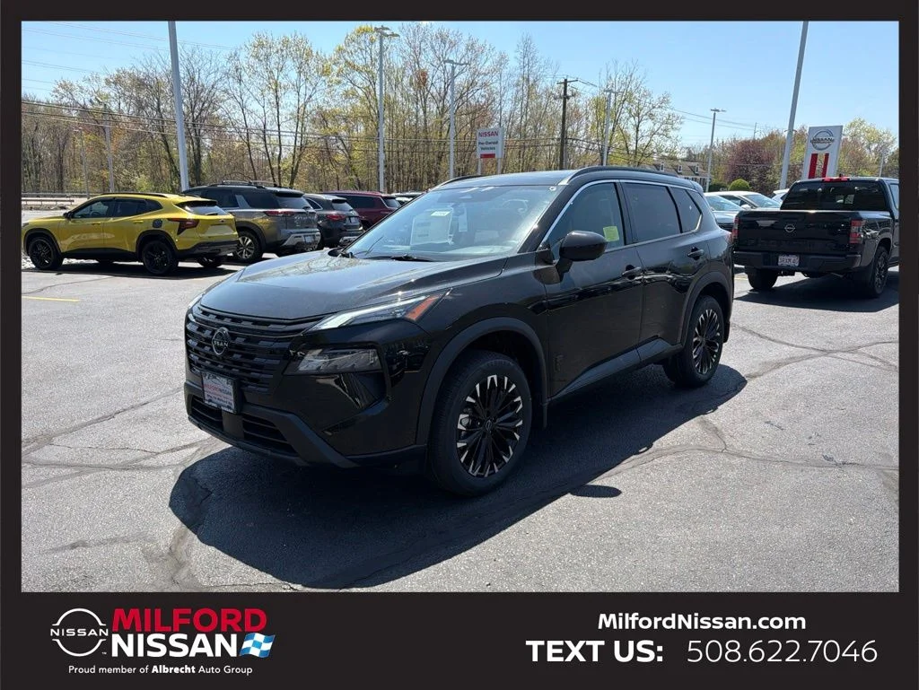 2026 Nissan Rogue Dark Armor AWD's photo