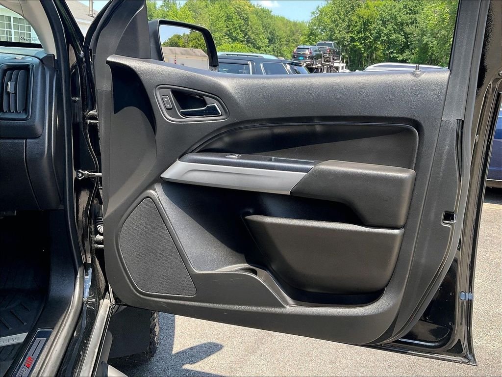 Used 2021 Black Chevrolet ZR2 image 26