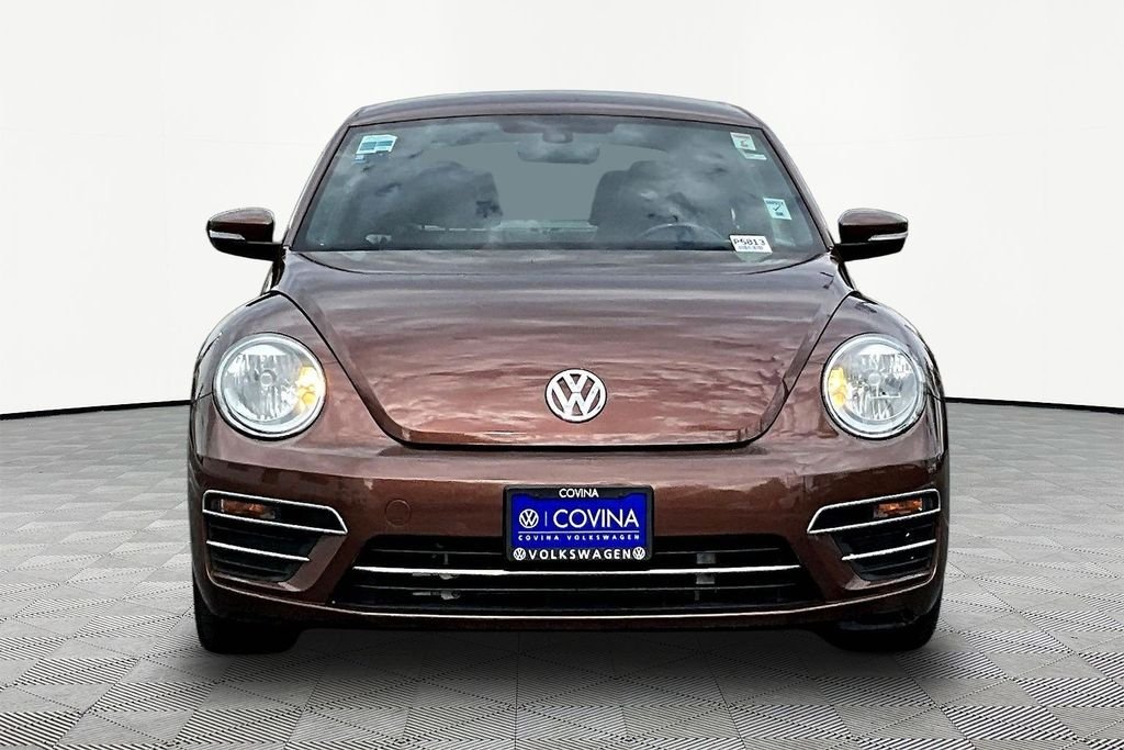Used 2017  Volkswagen 1.8T SE image 2
