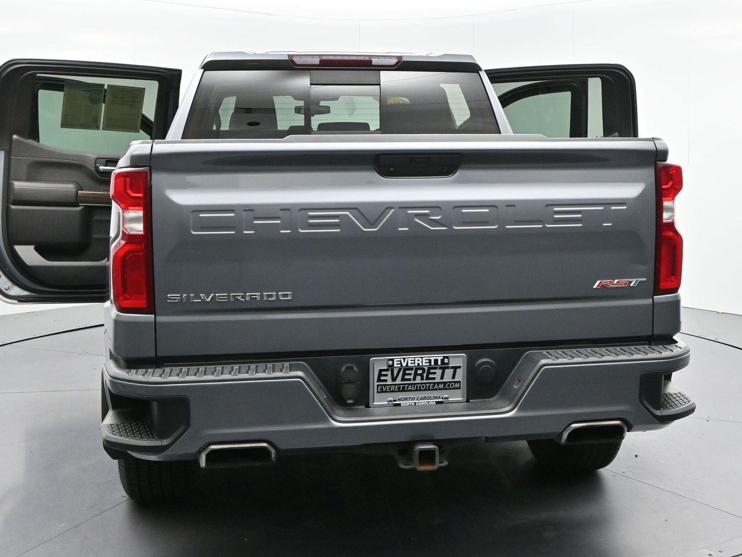 Used 2020 SATIN STEEL METALLIC Chevrolet RST image 42