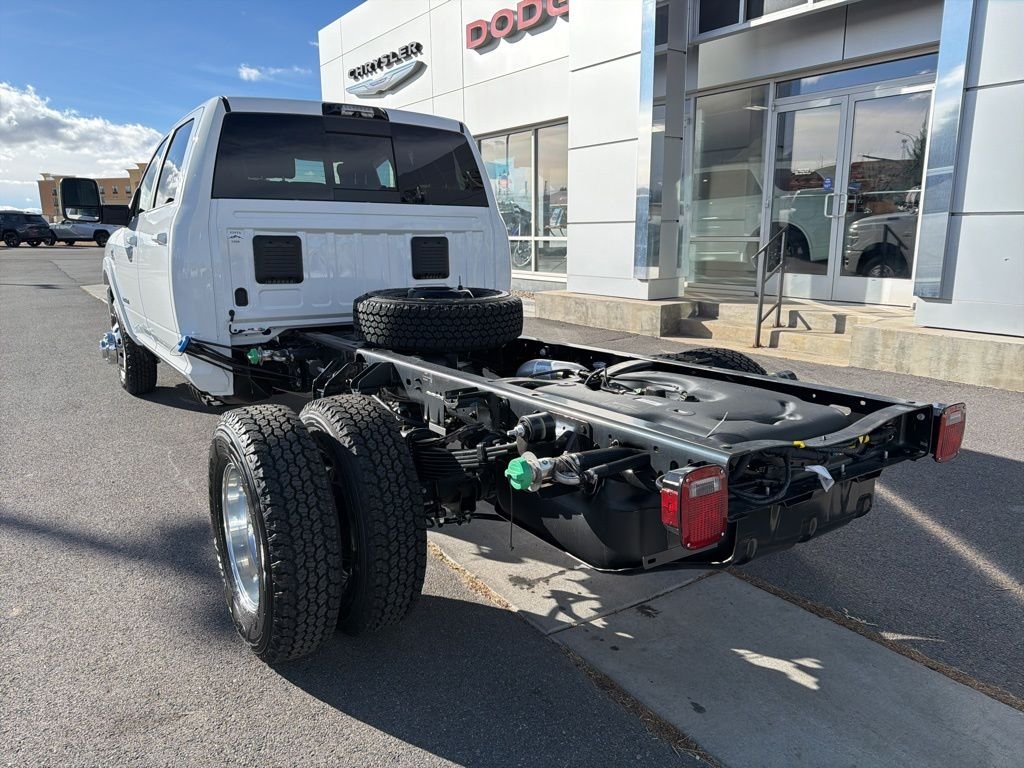 2026 RAM 3500 Chassis Big Horn - Photo 6