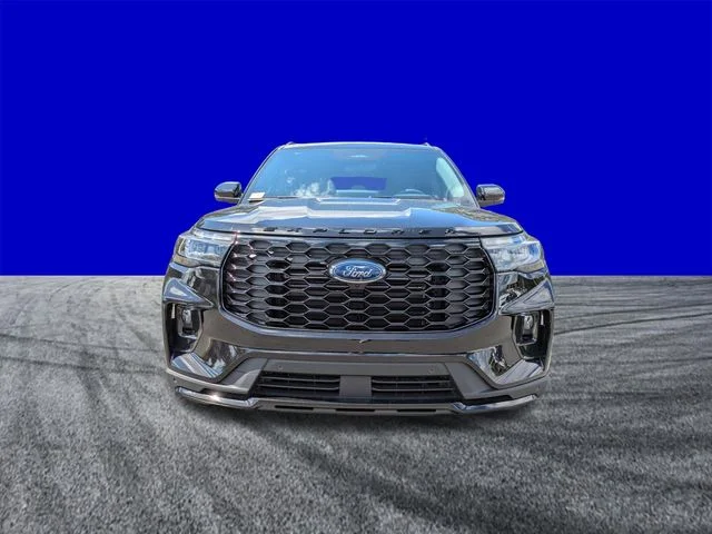 New 2026 Agate Black Metallic Ford ST-Line image 9
