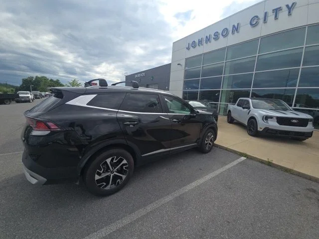 Used 2024 Black Kia EX image 16