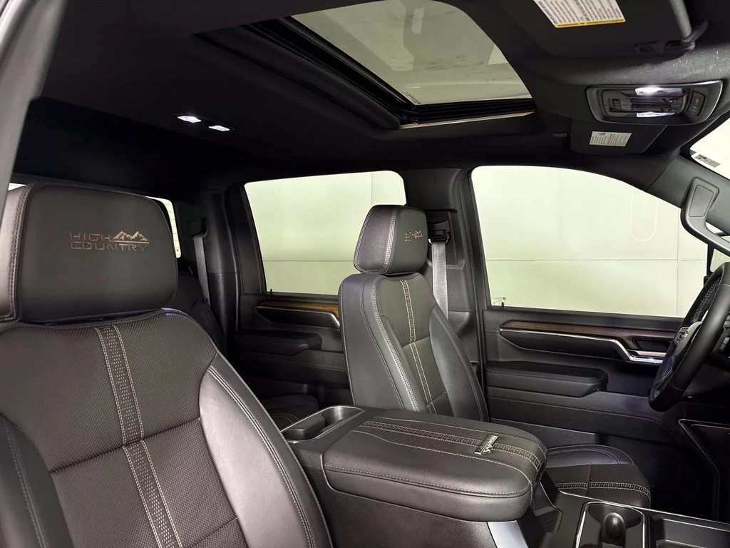 Used 2024 Gray Chevrolet High Country image 28