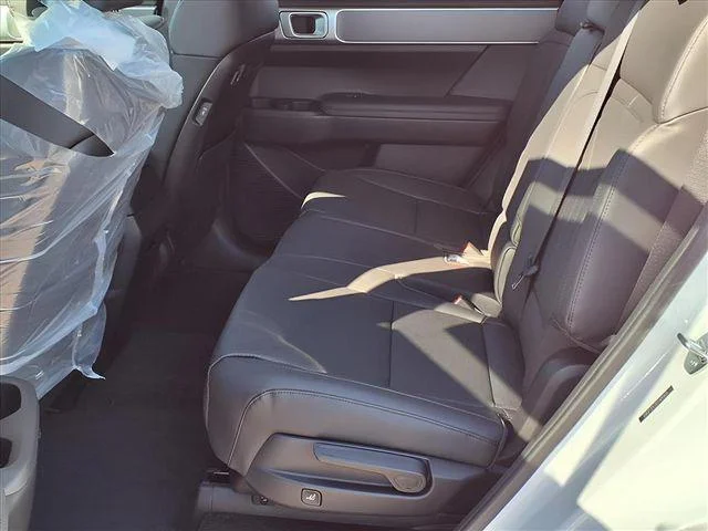 New 2026 White Hyundai SEL image 11