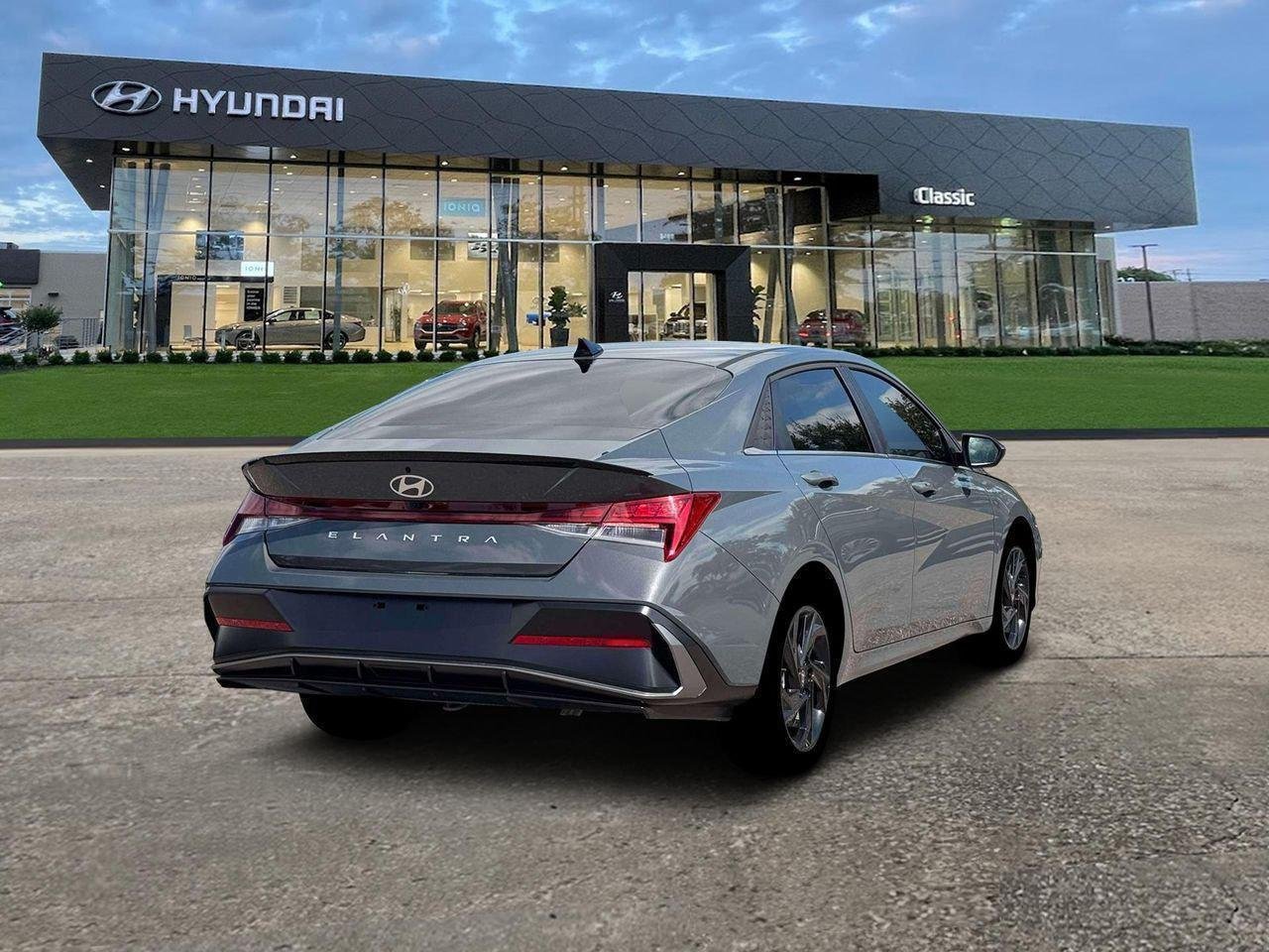 New 2026 Ecotronic Gray Pearl Hyundai SEL Sport Premium image 7