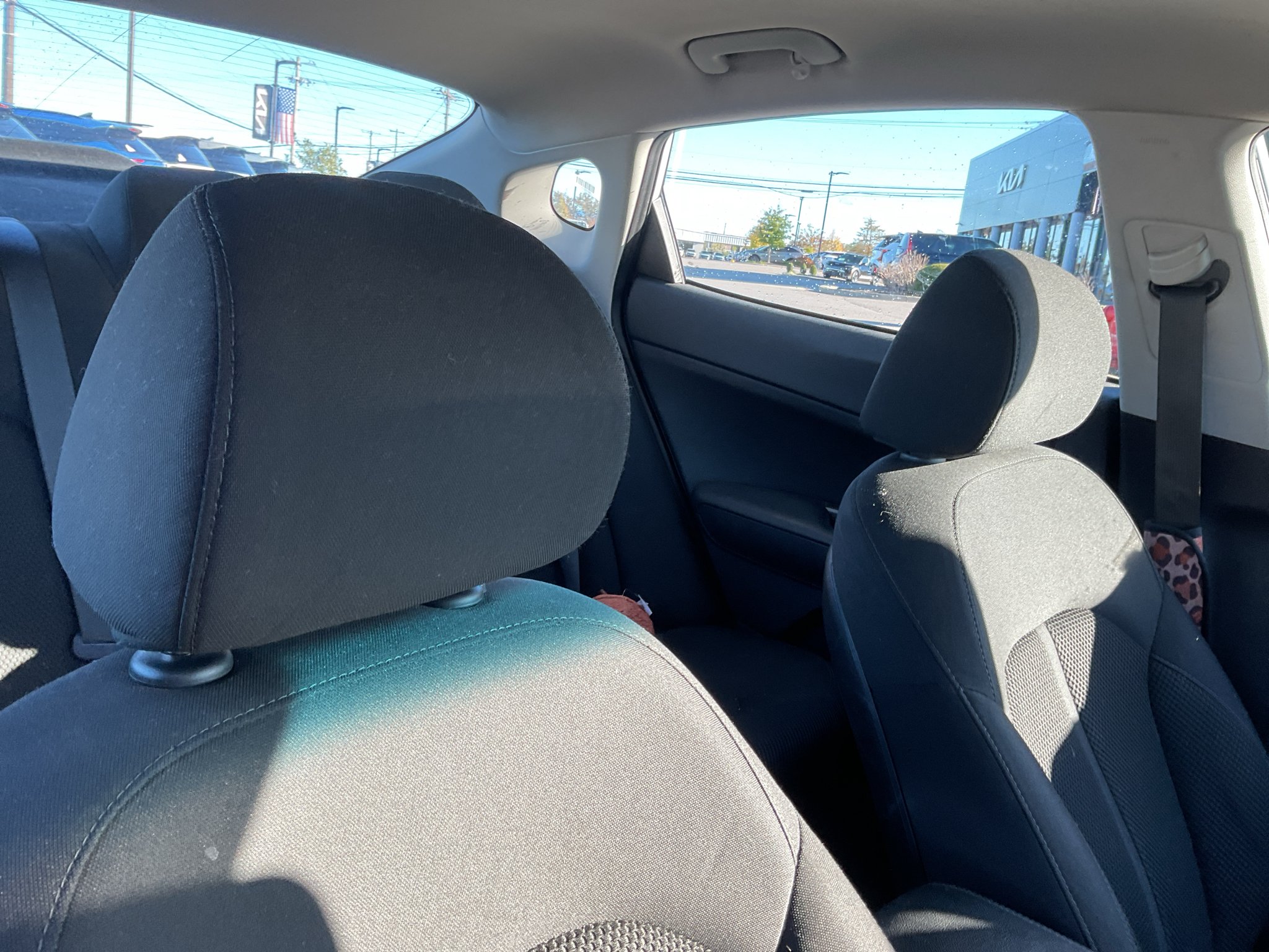 Used 2020 Snow White Pearl Kia LX image 8