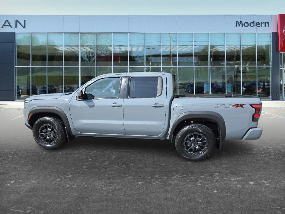 Used 2024 Boulder Gray Pearl Nissan PRO-4X image 7