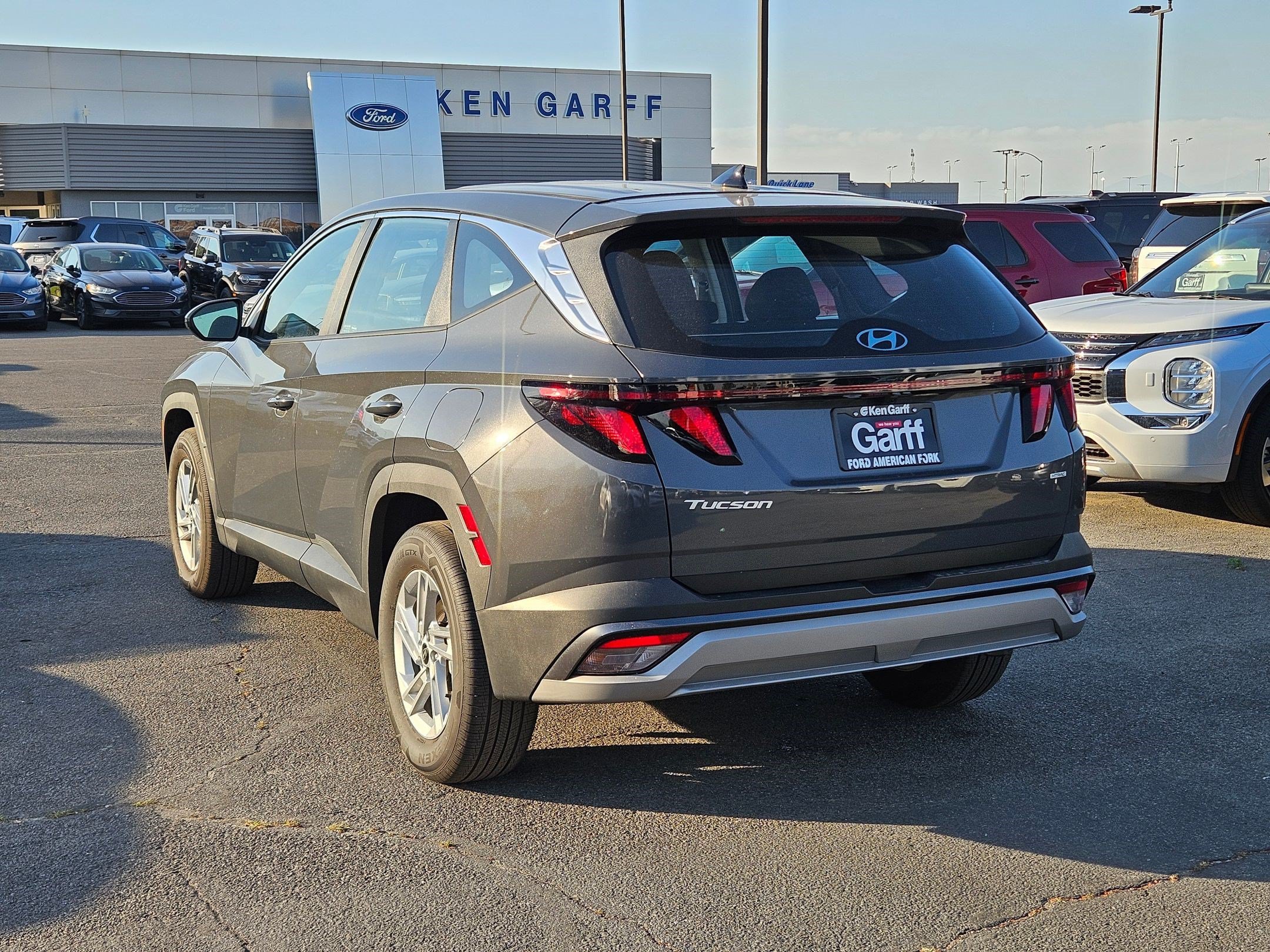 Certified Used 2025 Gray Hyundai SE image 5