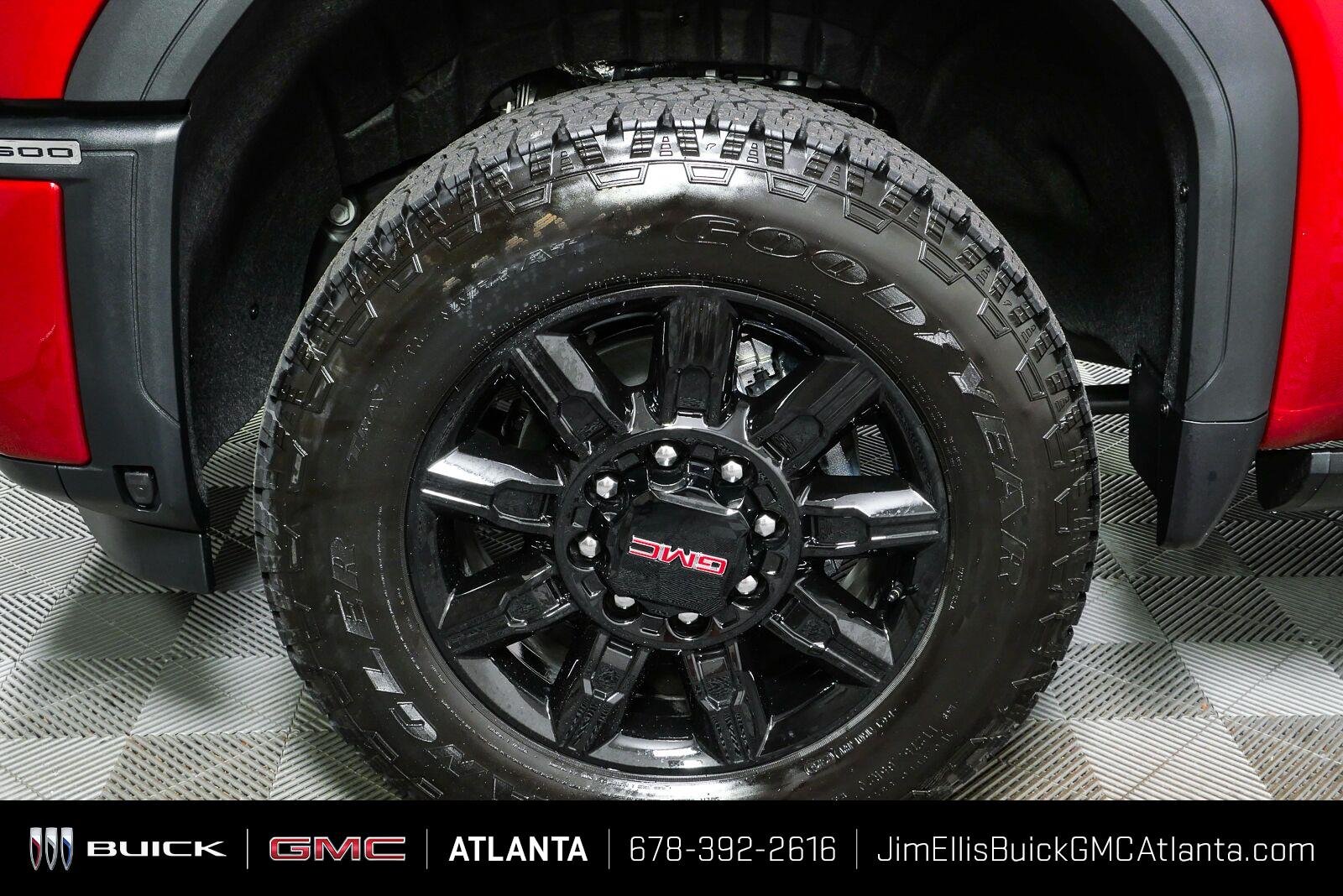 2026 GMC Sierra 2500HD AT4 - Photo 36