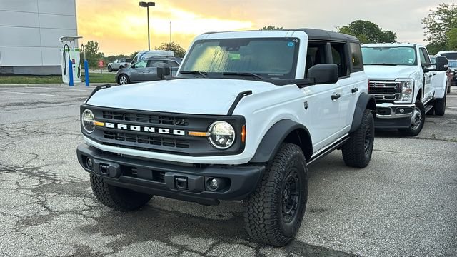 New 2026 White Ford Big Bend image 2