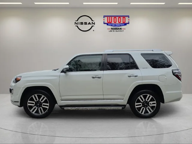 Used 2019 Blizzard Pearl Toyota Limited image 5