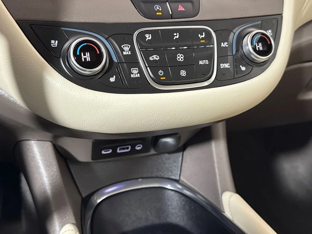 Used 2024 Gray Chevrolet LT image 25
