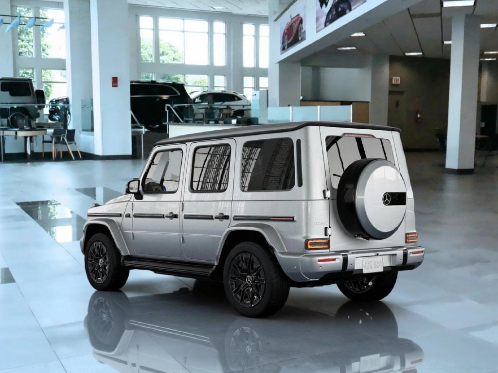 New 2027 Iridium Silver Mercedes-Benz G 580 image 28