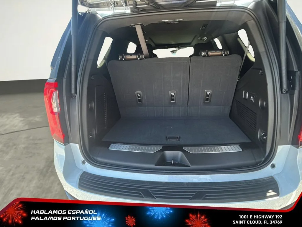 Used 2026 Glacier White Tricoat GMC Denali Ultimate image 31