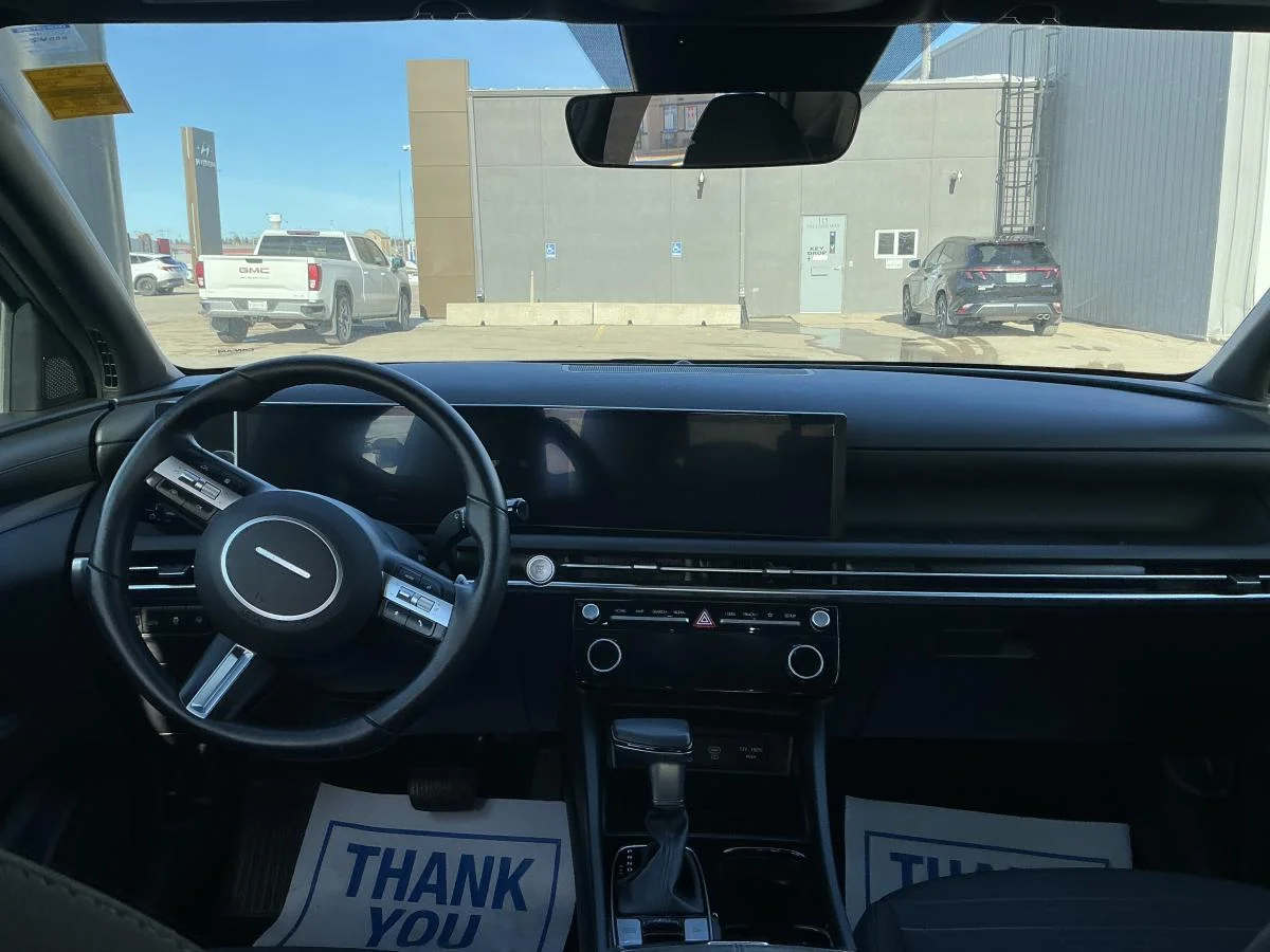 Used 2025 Blue Hyundai Preferred image 25