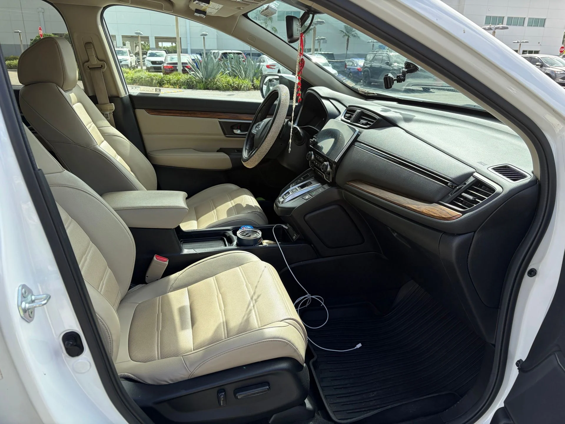Used 2022 Platinum White Pearl Honda EX-L image 15