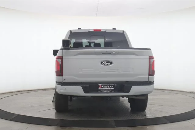 Used 2024 Silver Ford XLT image 11