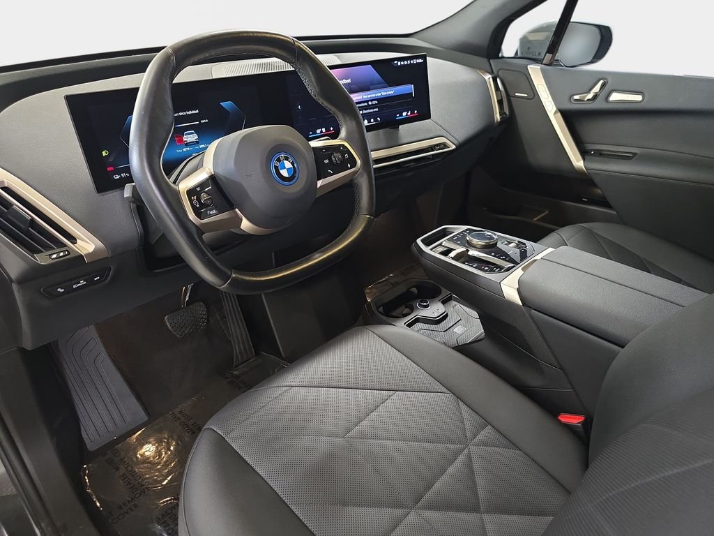 Certified Used 2024 Mineral White Metallic BMW xDrive50 image 19