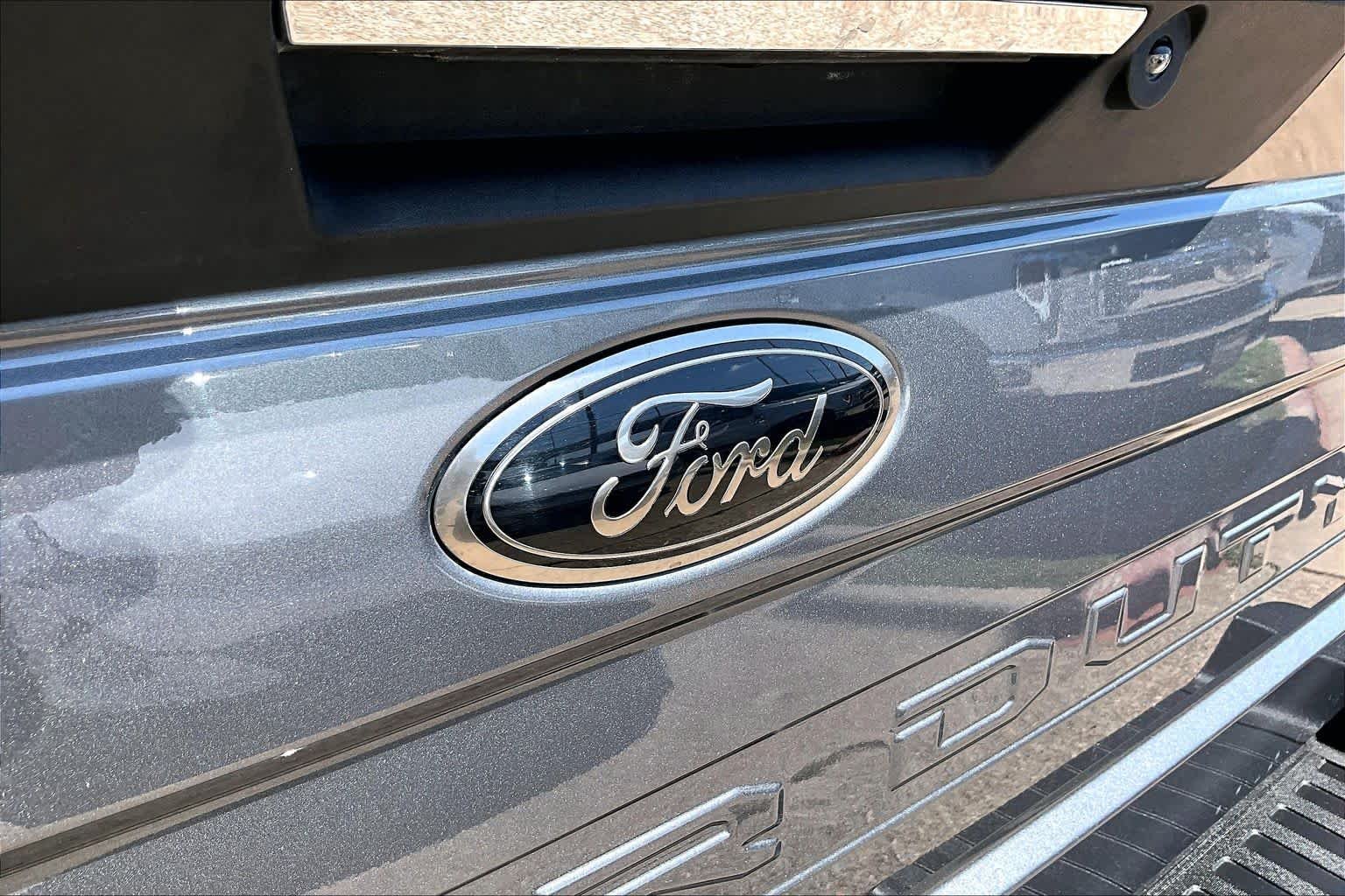 Used 2021 Carbonized Gray Ford LARIAT image 29