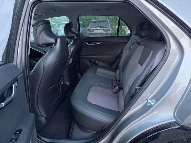 New 2026 Steel Gray Kia Wind image 17