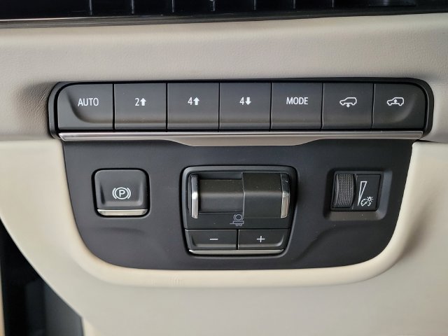 2026 Cadillac Escalade Platinum Sport - Photo 13