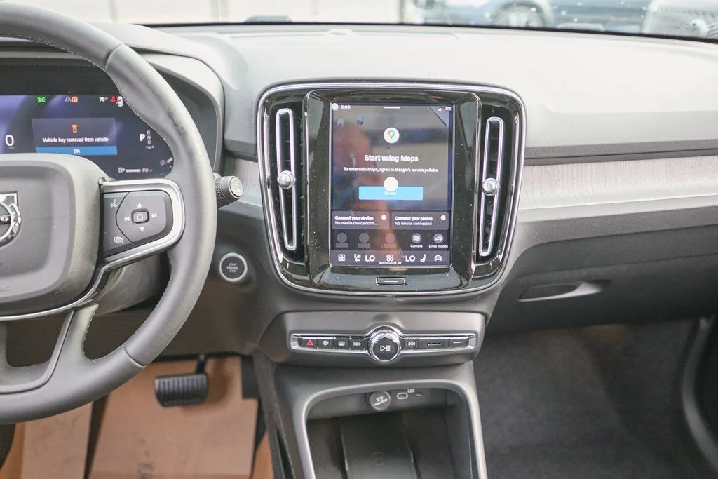 2026 Volvo XC40 Core - Photo 27