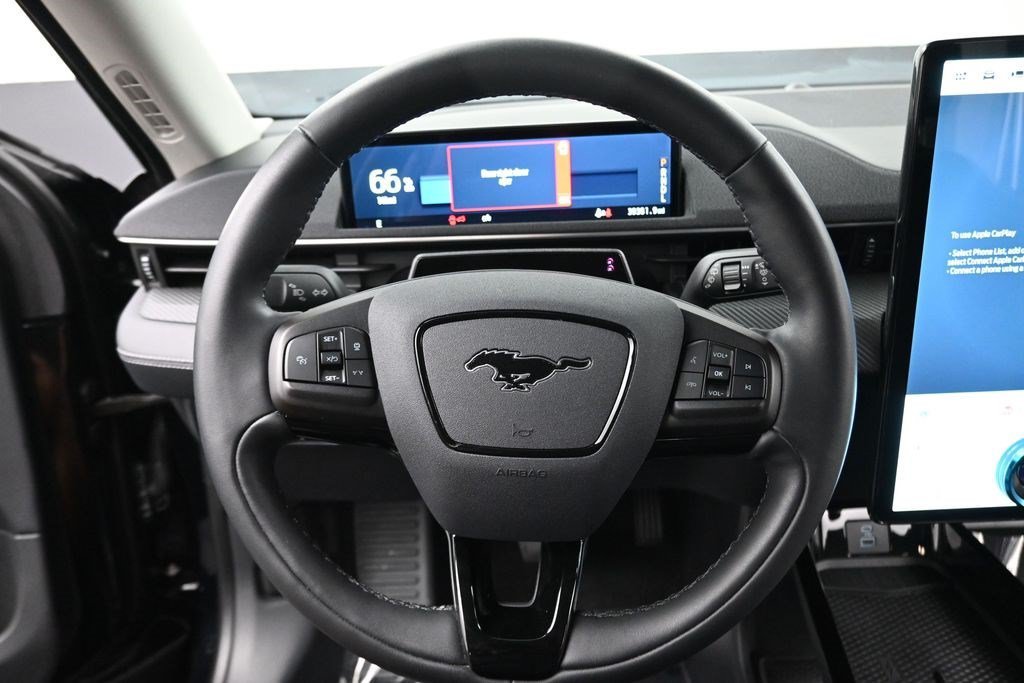 Used 2024 Shadow Black Ford Select image 11