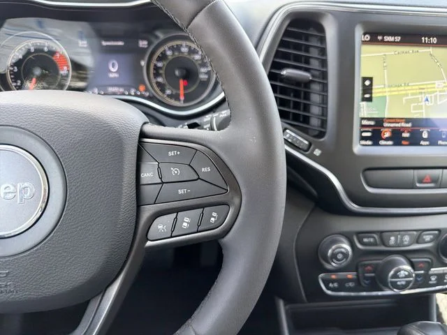 Used 2022 White Jeep Trailhawk image 30