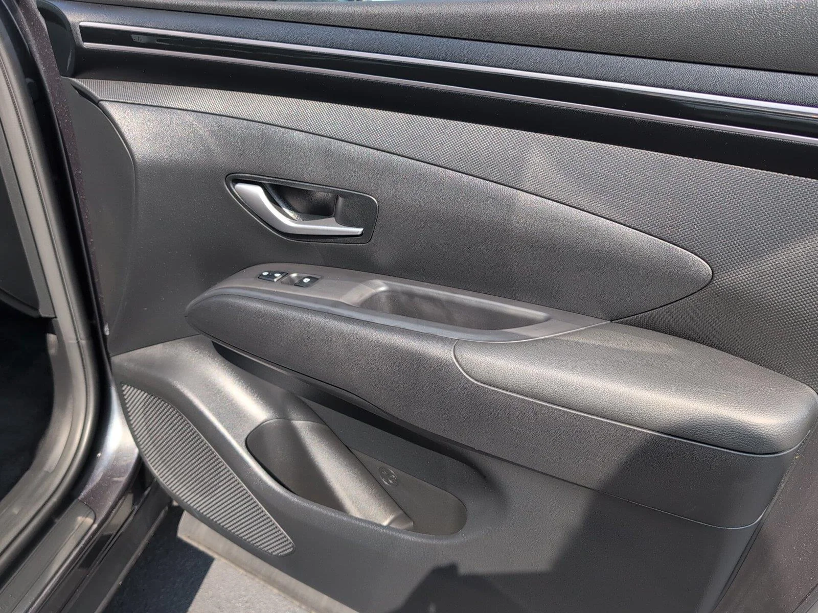 Used 2023 Portofino Gray Hyundai SEL image 36