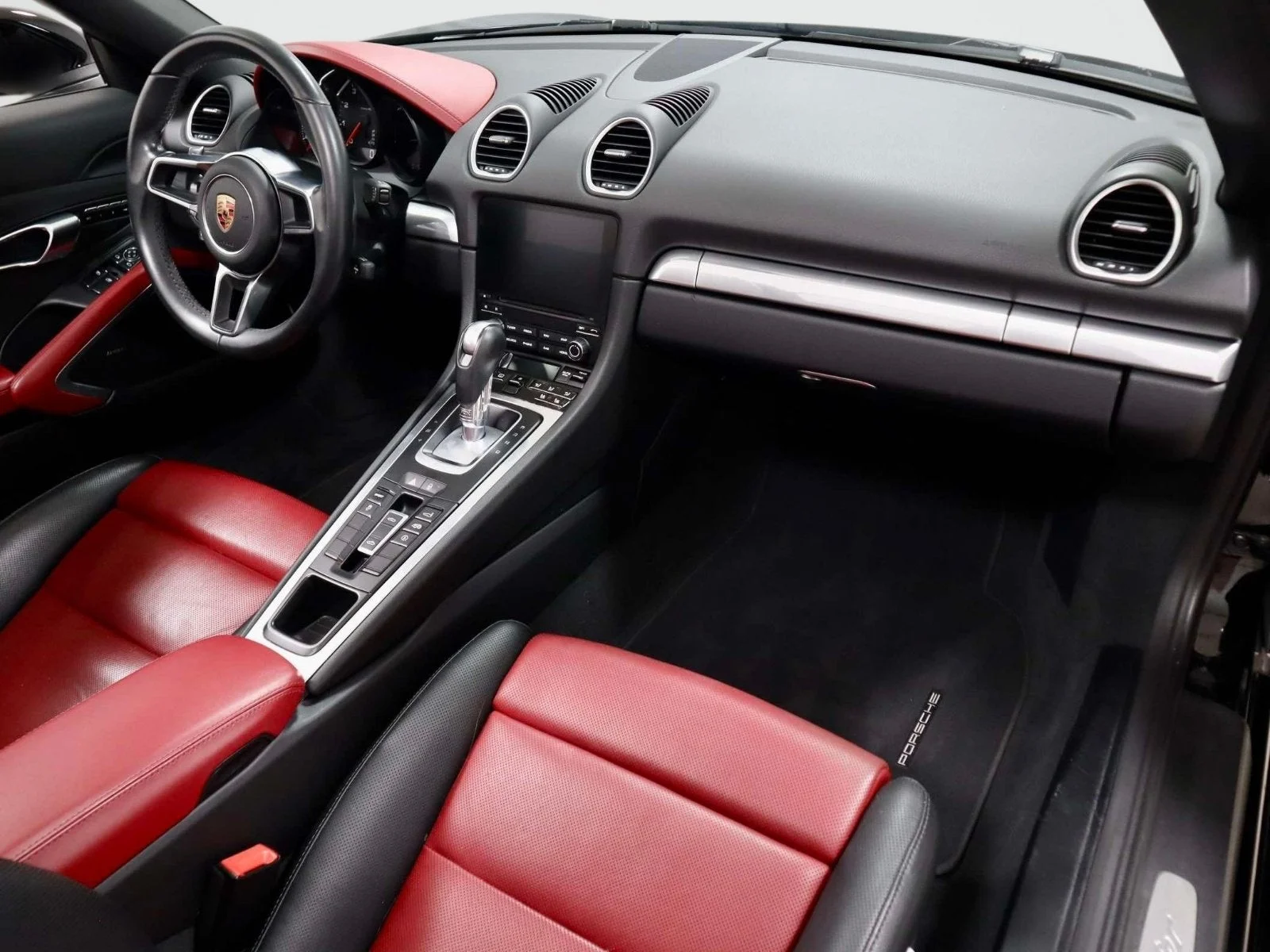 Used 2017 Jet Black Metallic Porsche  image 13