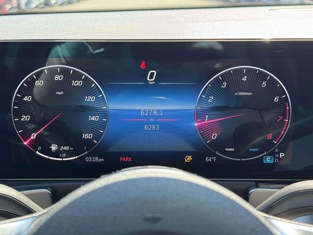 Used 2026 Polar White Mercedes-Benz GLB 250 image 3