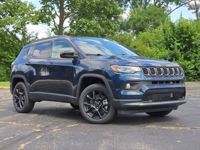 New 2026 Fathom Blue Pearl Coat Jeep Latitude image 2
