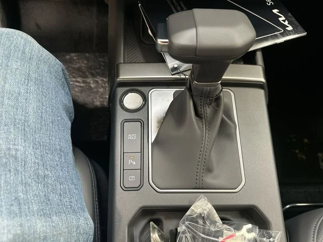 New 2027  Kia X-Line image 21