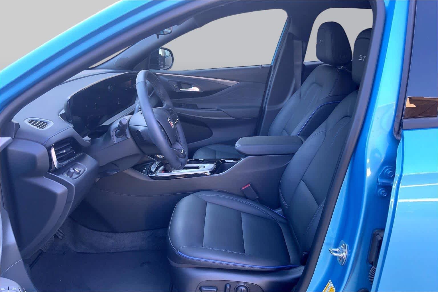 Pre-Owned 2026 Buick Envista Sport Touring