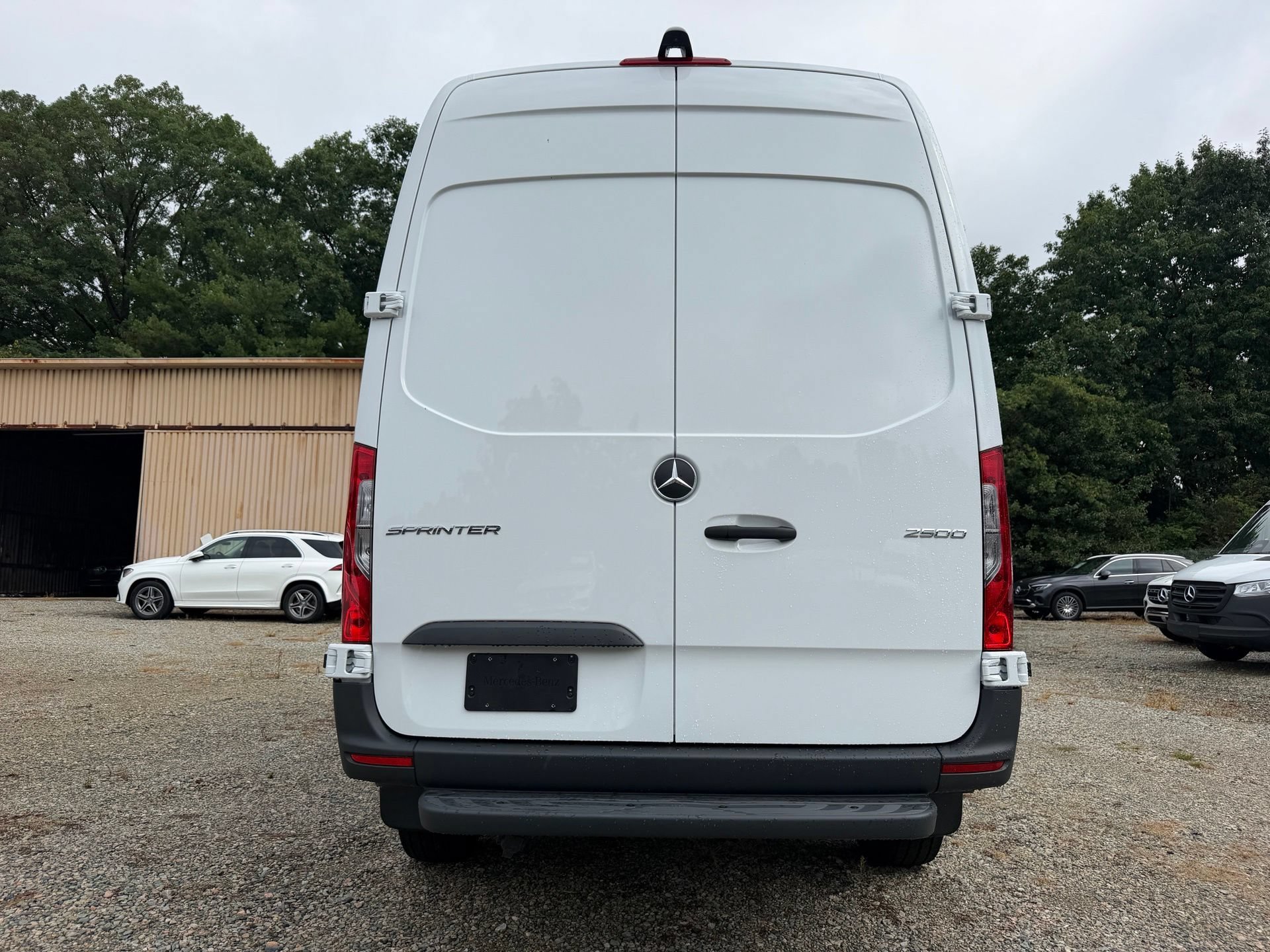New 2026 Arctic White Mercedes-Benz Cargo 144 WB image 57