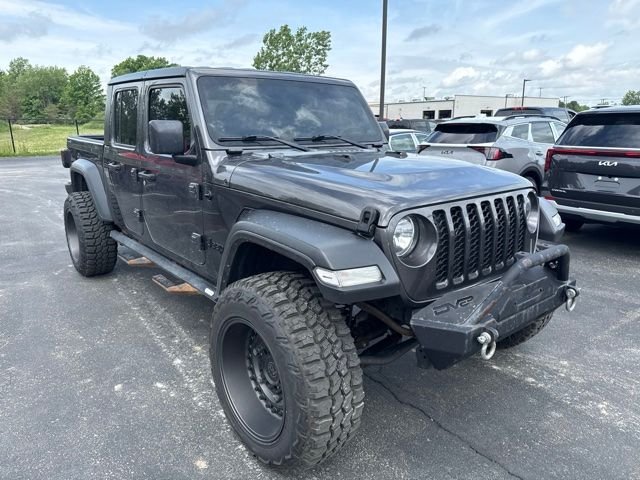 Used 2020 Gray Jeep Sport image 7