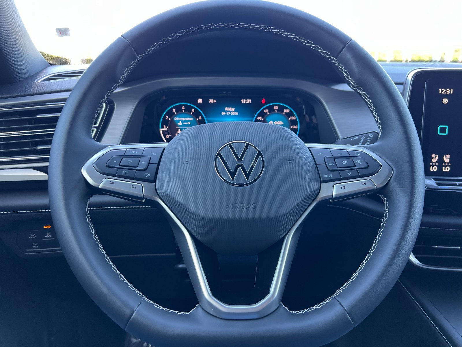 New 2026 Opal White Pearl Volkswagen 2.0T SE image 22