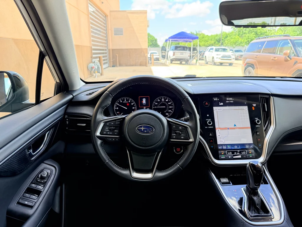 Used 2025 Ice Silver Metallic Subaru Premium image 20