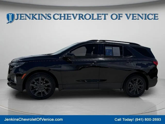 Used 2022 MOSAIC BLACK METALLIC Chevrolet RS image 9