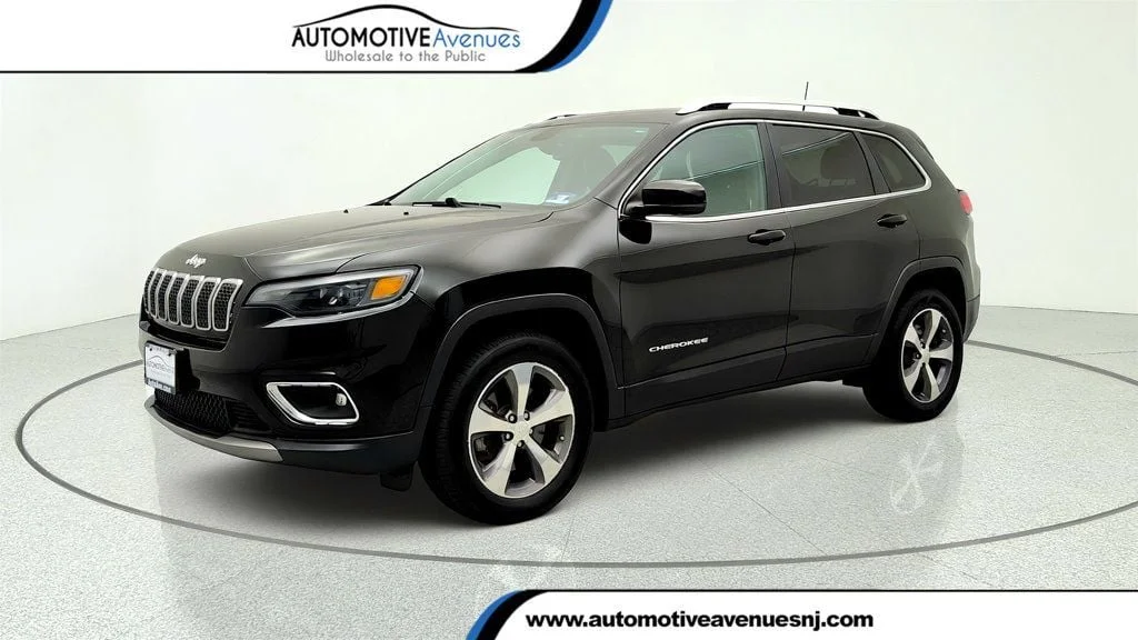 2019 Jeep Cherokee Limited 4X4's photo