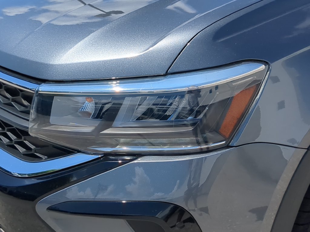 Certified Used 2023 Gray Volkswagen 1.5T SE image 8