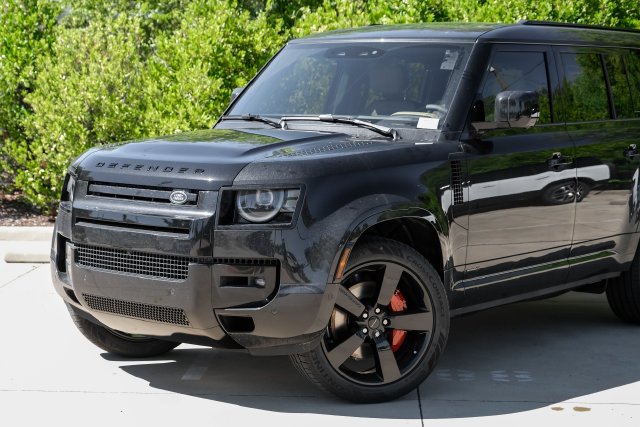 New 2026 Santorini Black Land Rover X image 6