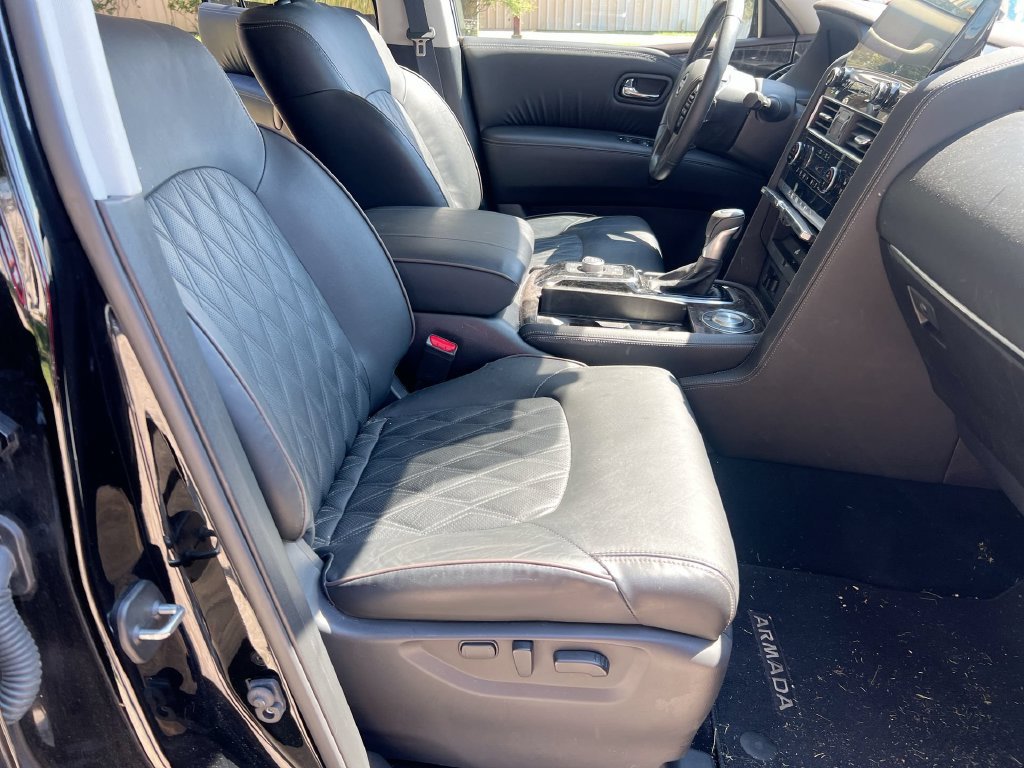Used 2023 Black Nissan Platinum image 26