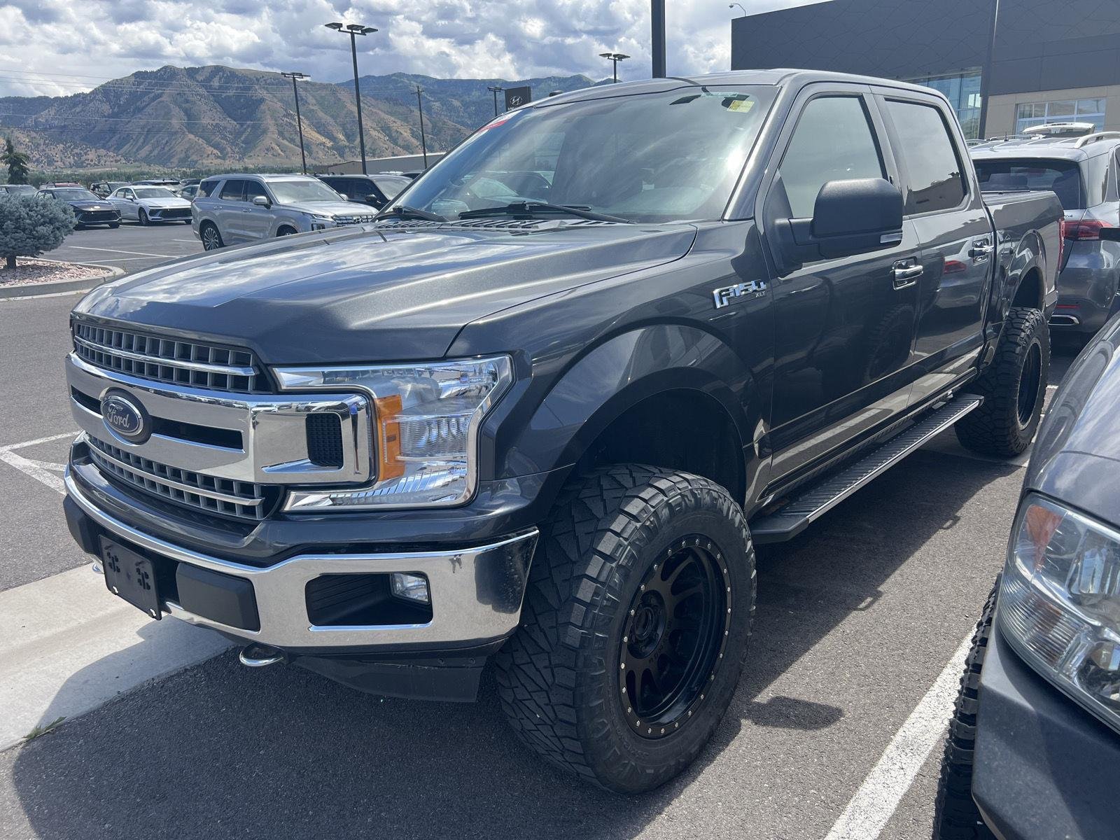 Used 2018 Magnetic Ford XLT image 1