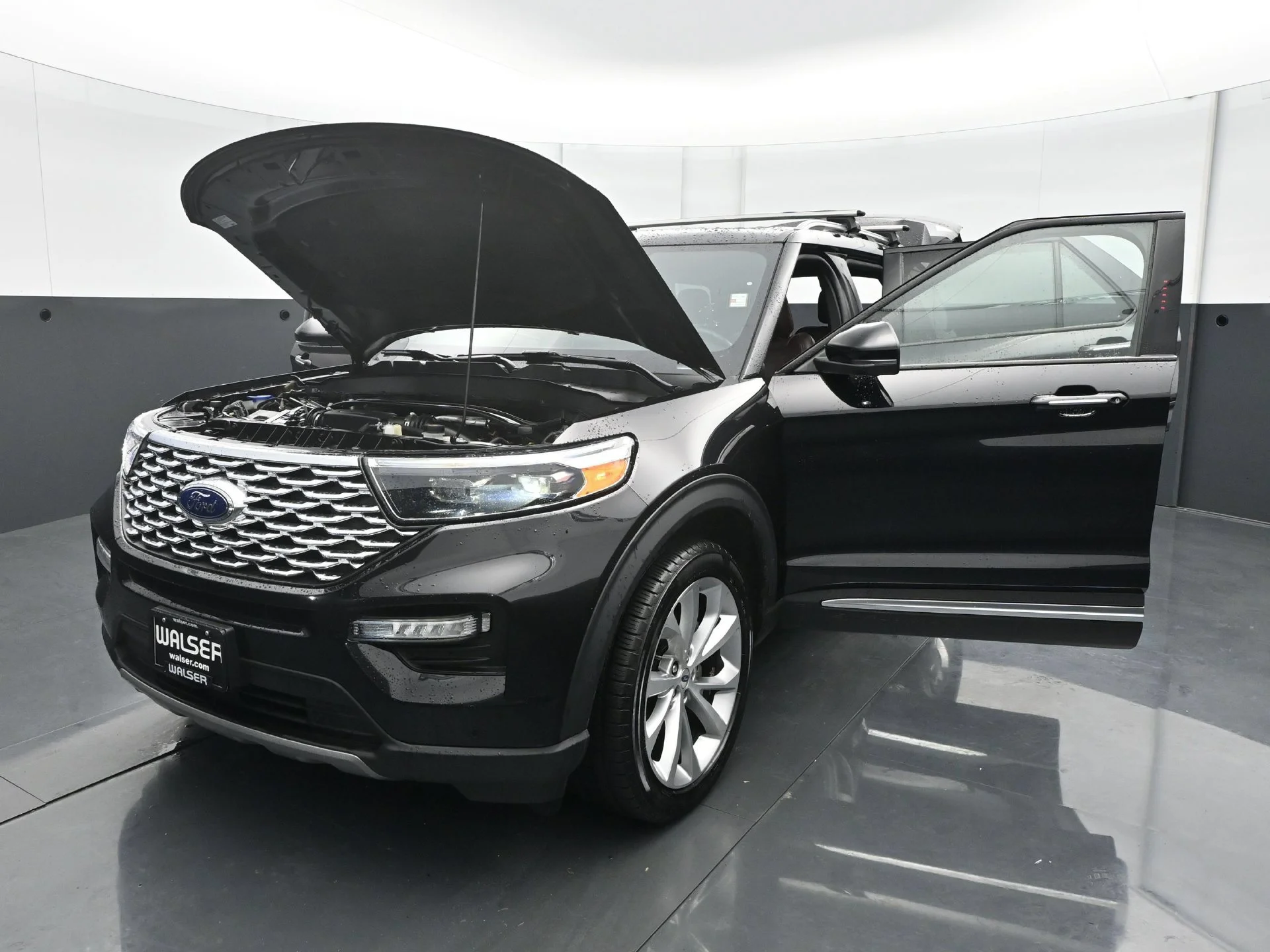 Used 2022 Black Ford Platinum image 30