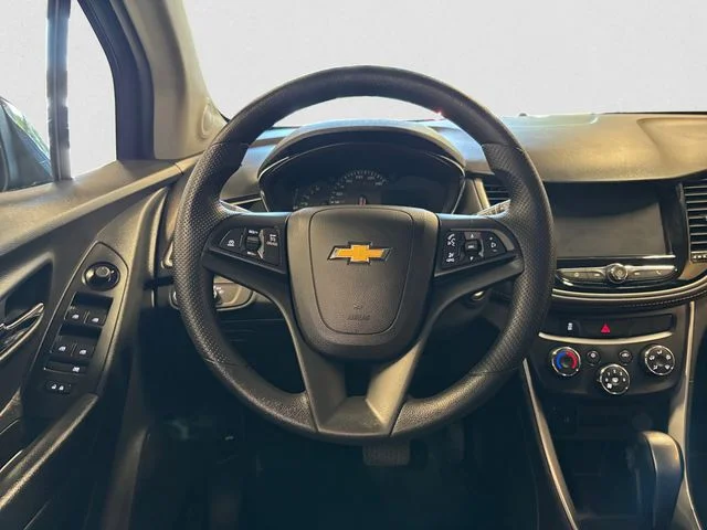 Used 2021 Gray Chevrolet LT image 13