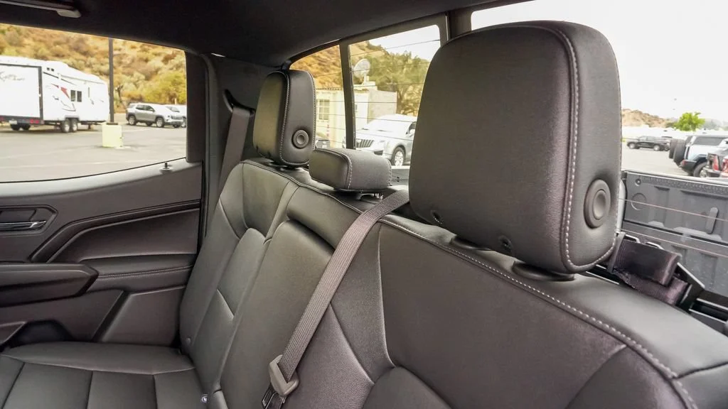 2026 GMC Canyon Elevation - Photo 10