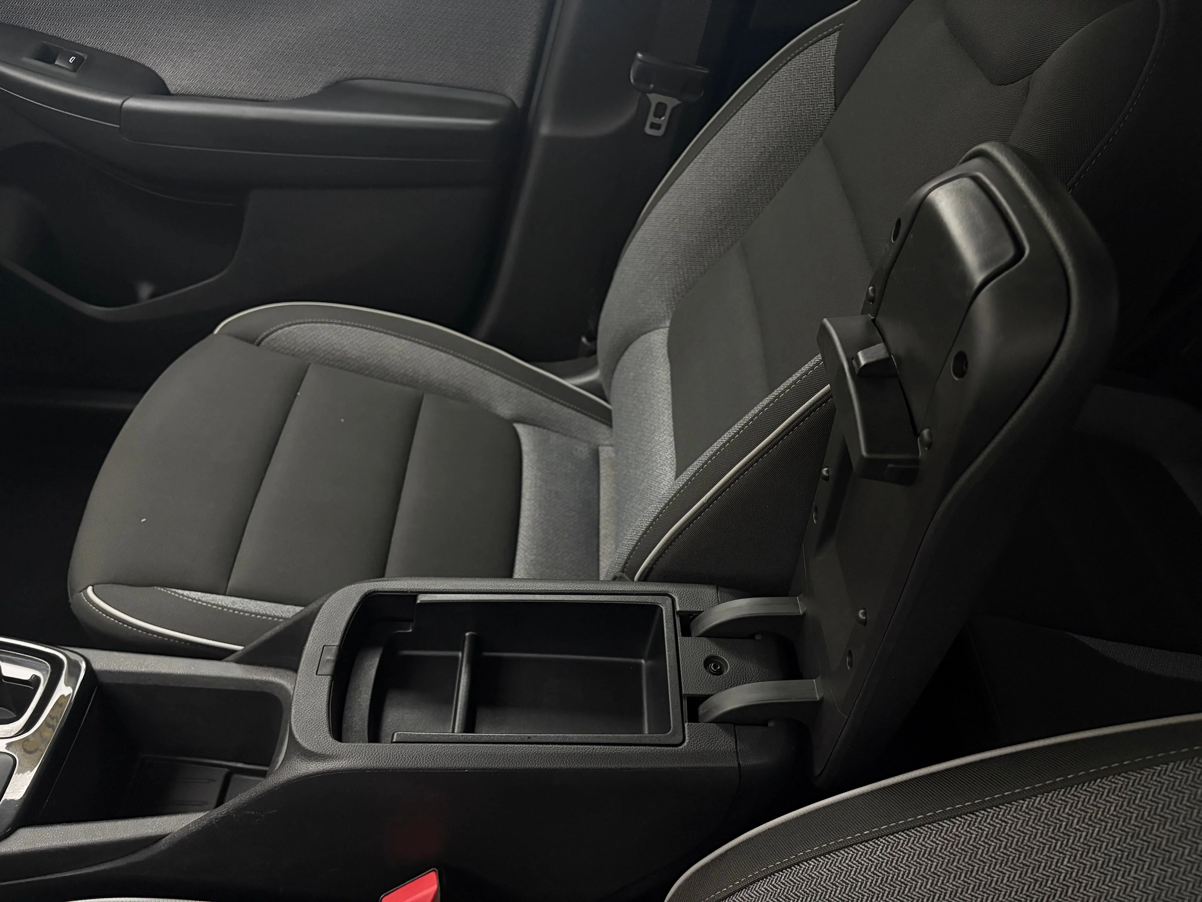 Used 2025 Mosaic Black Metallic Chevrolet LT image 26