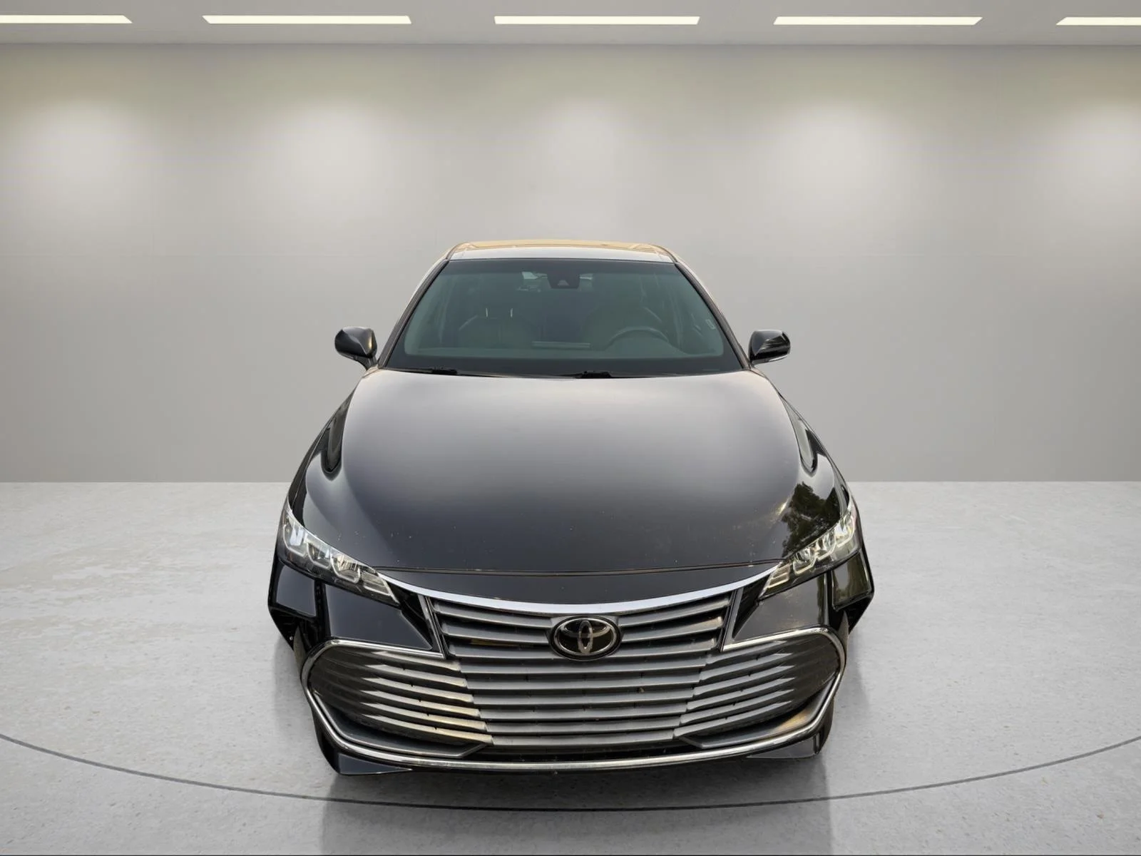 Used 2022 Midnight Black Metallic Toyota XLE image 21